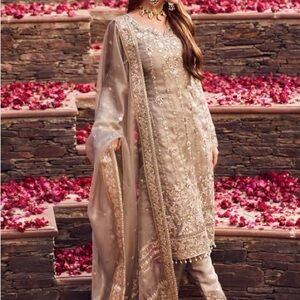 Grey Net Embroidered Zari Notched Floral Jaal Kurta Pant Set For Women